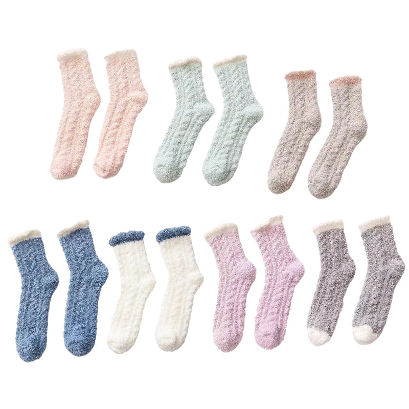 Flauschige Weihnachtssocken